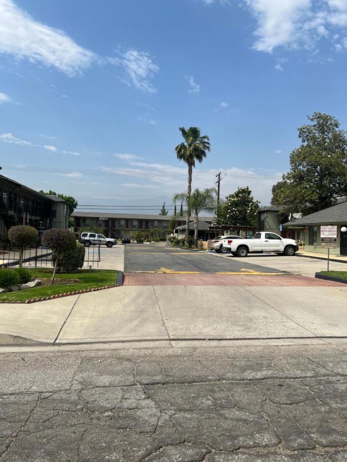 Sunpark Inn & Suites San Bernardino Exterior foto
