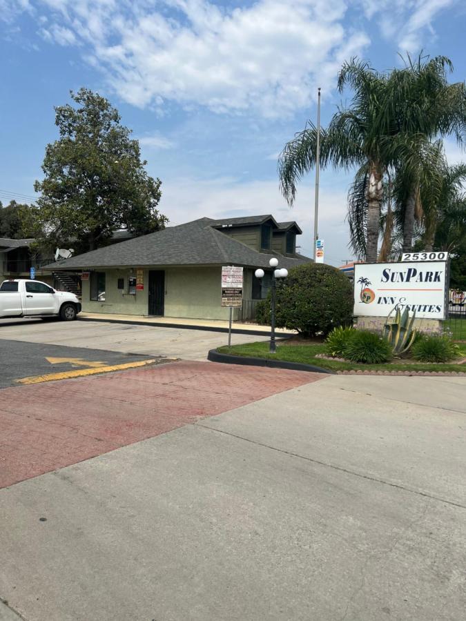 Sunpark Inn & Suites San Bernardino Exterior foto